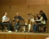 Les groupes se succèdent pendant tout le repas
